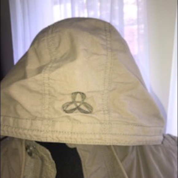 TNA Cozy Green Jacket 💚 - Picture 6 of 14